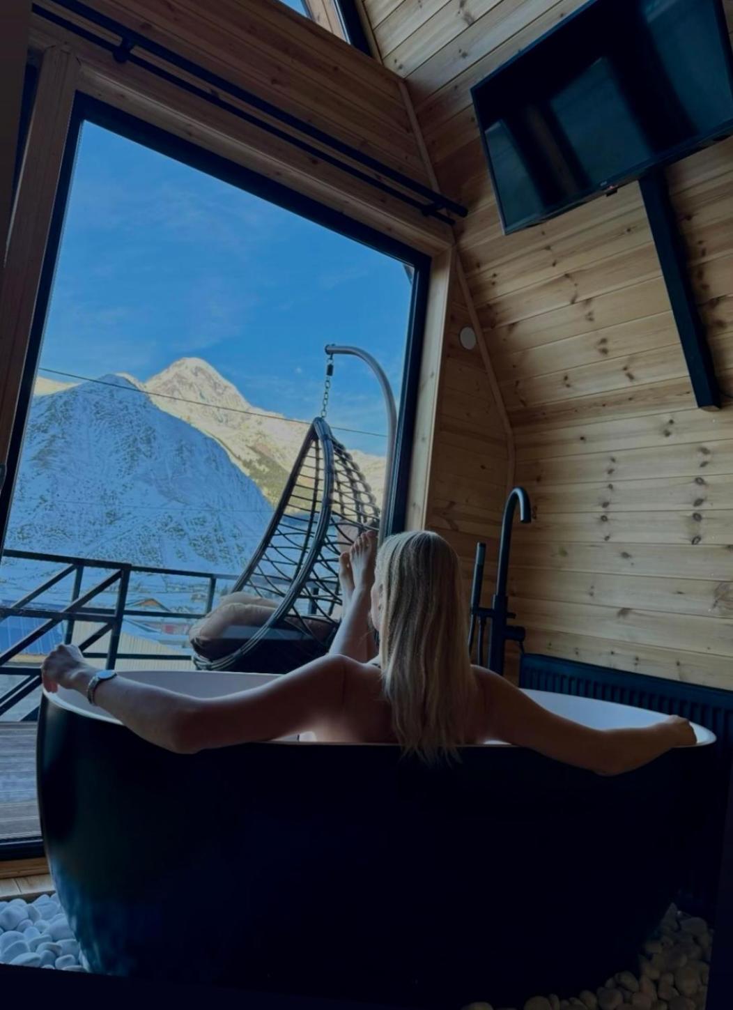 Edelweiss Cottage Kazbegi Ngoại thất bức ảnh
